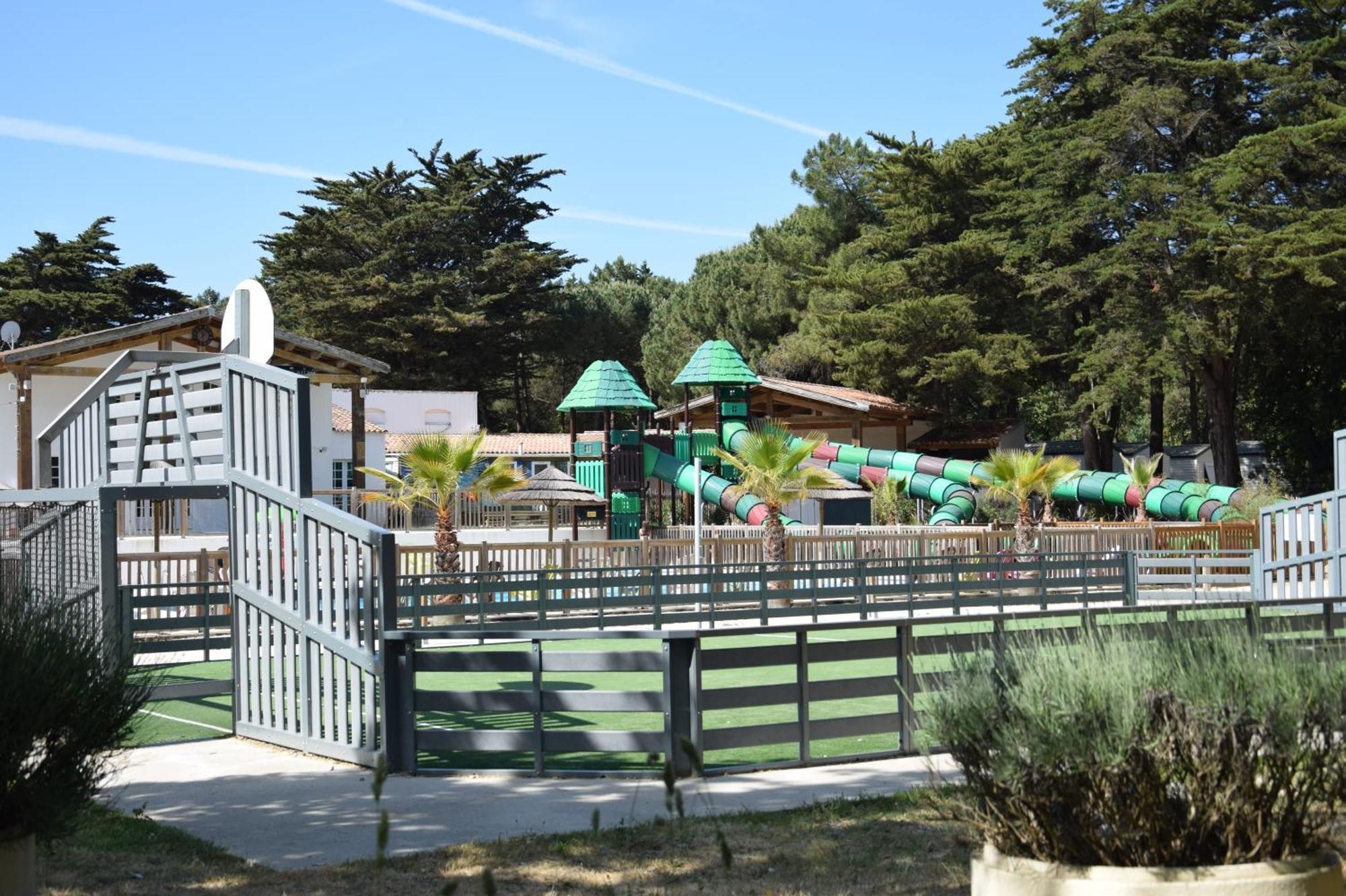 Camping Les Maraises Saint-Martin-de-Re ภายนอก รูปภาพ