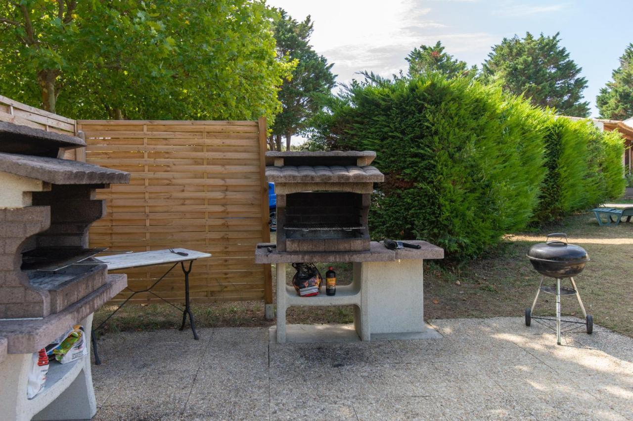 Camping Les Maraises Saint-Martin-de-Re ภายนอก รูปภาพ